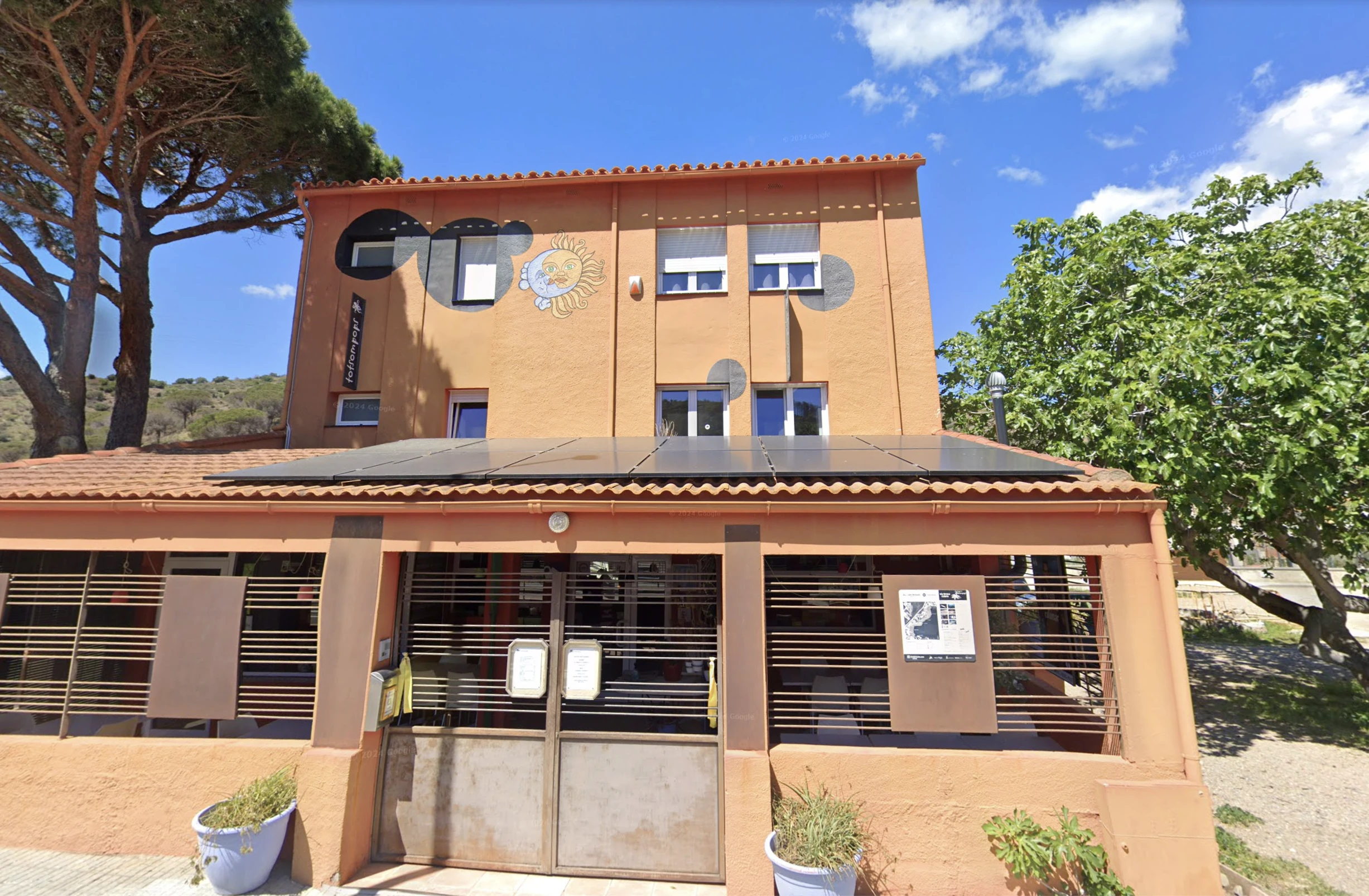 Hostal Tots Som Pops