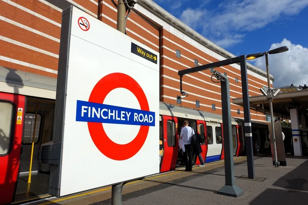 Finchley Road Overground stop, London