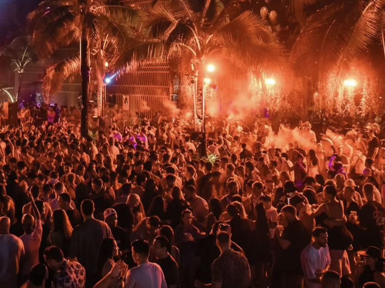 DJ Fka Mash beach takeover