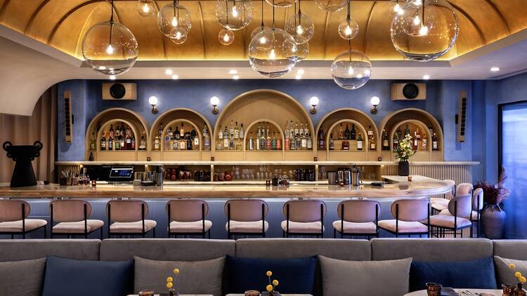 Bistro 8