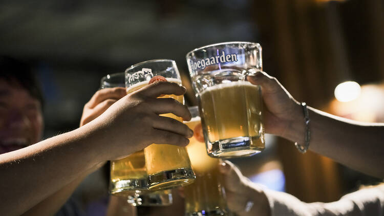 香港嘉里酒店百味村：德國啤酒節狂歡競飲