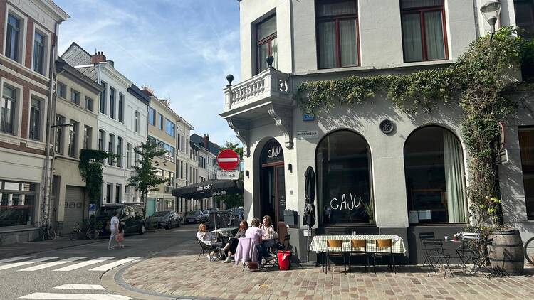 Wander through the multicultural Borgerhout neighbourhood