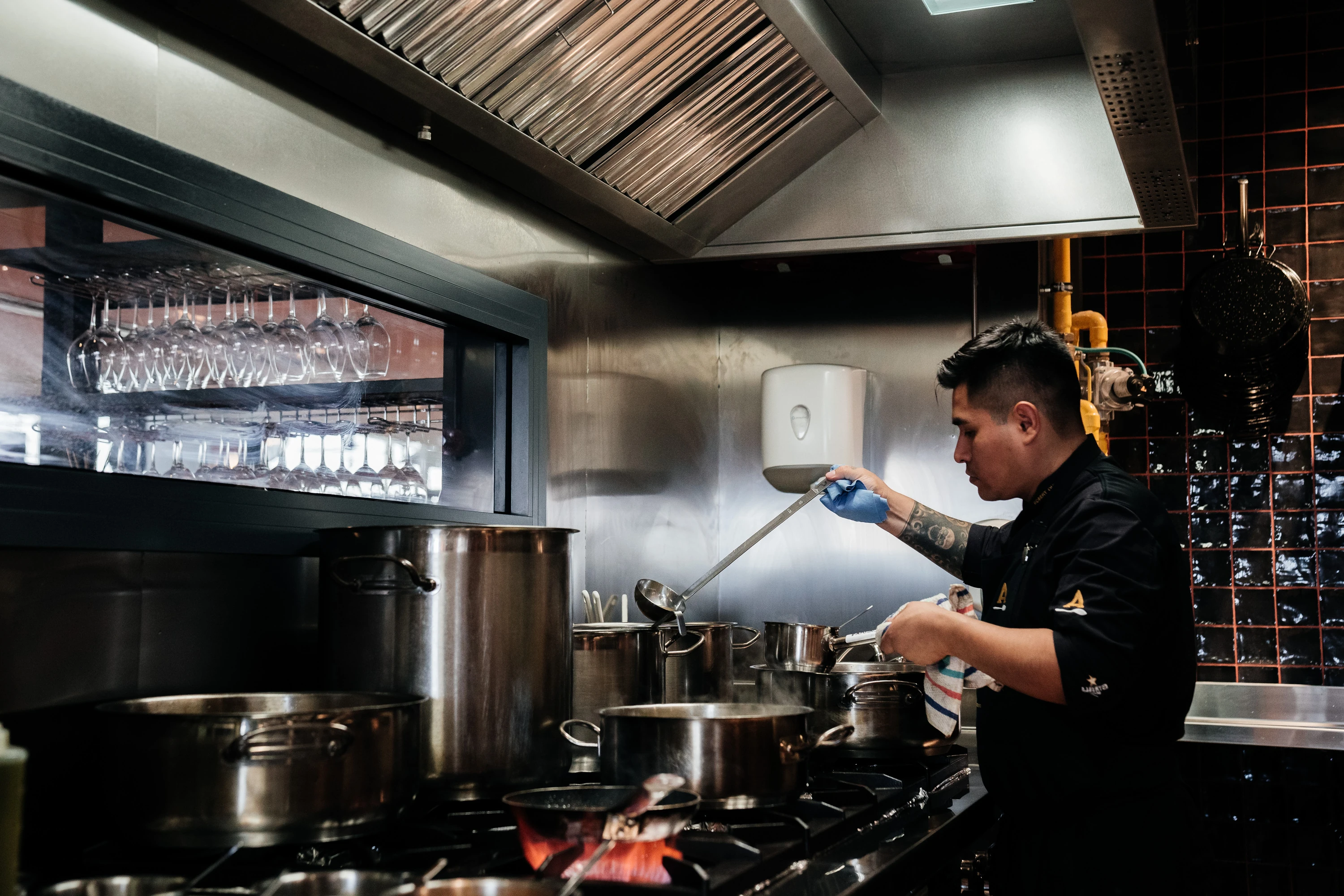 Robert Quispe a Casa Am&agrave;lia Port Vell 