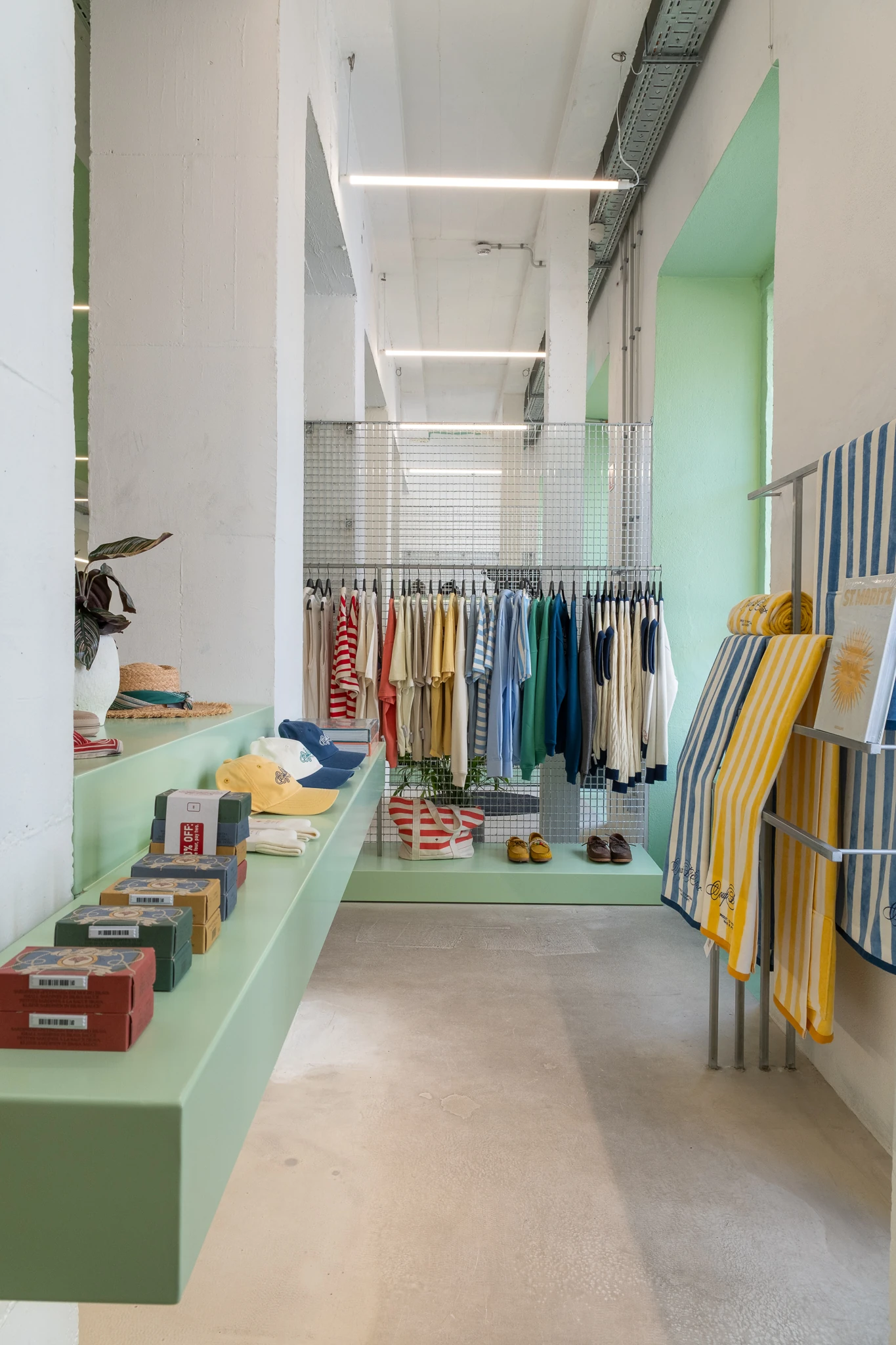 The Feeting Room Lx Factory