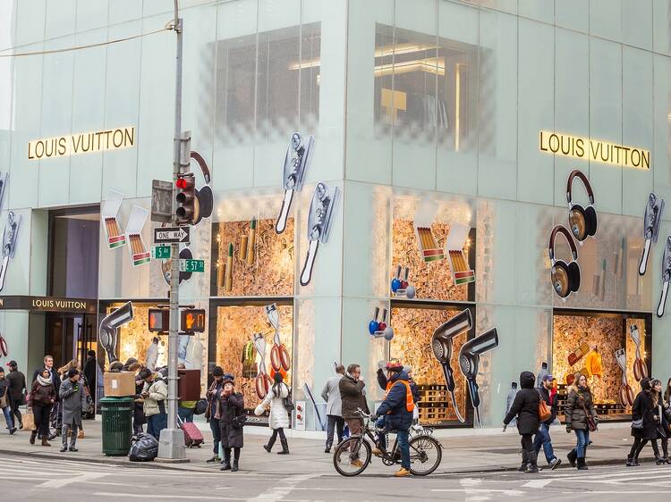 Louis Vuitton’s famous Fifth Avenue store could soon be a 25-story playground Louis Vuitton’s famous Fifth Avenue store could soon be a 25-story playground