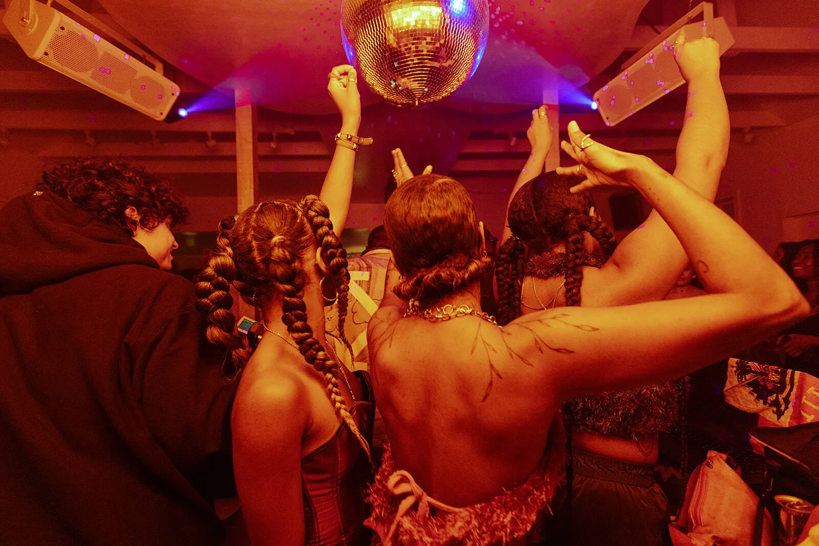 Tigre Sounds at ZeyZey