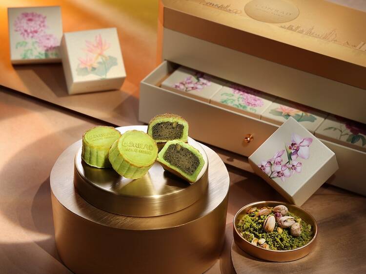 香港港麗酒店：首推迷你開心果月餅