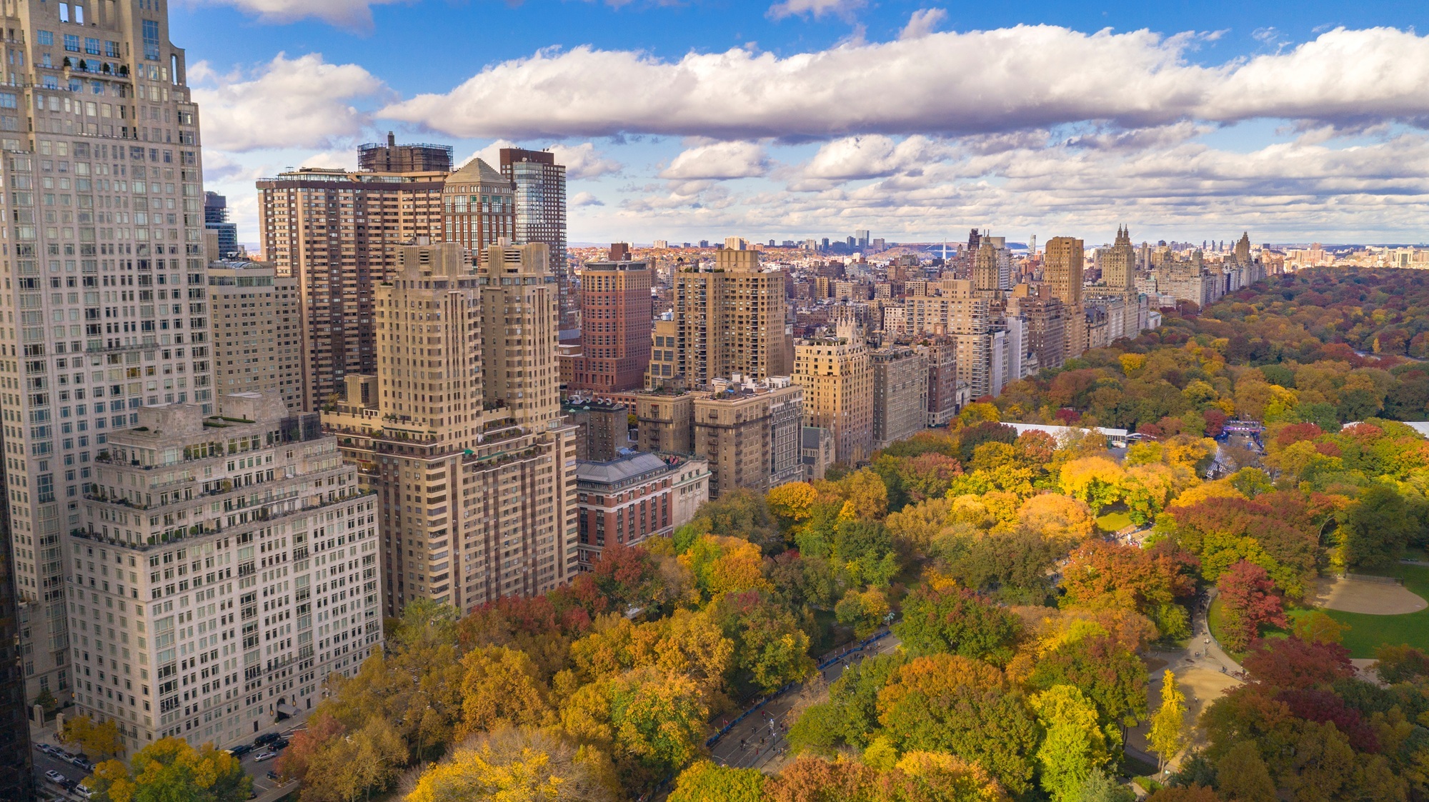NYC is set to have a warmer-than-average fall, according to new data from the National Weather Service