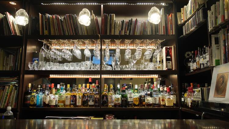 Book Bar Lilliput 