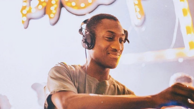 moor x Detour: Evan Baggs 