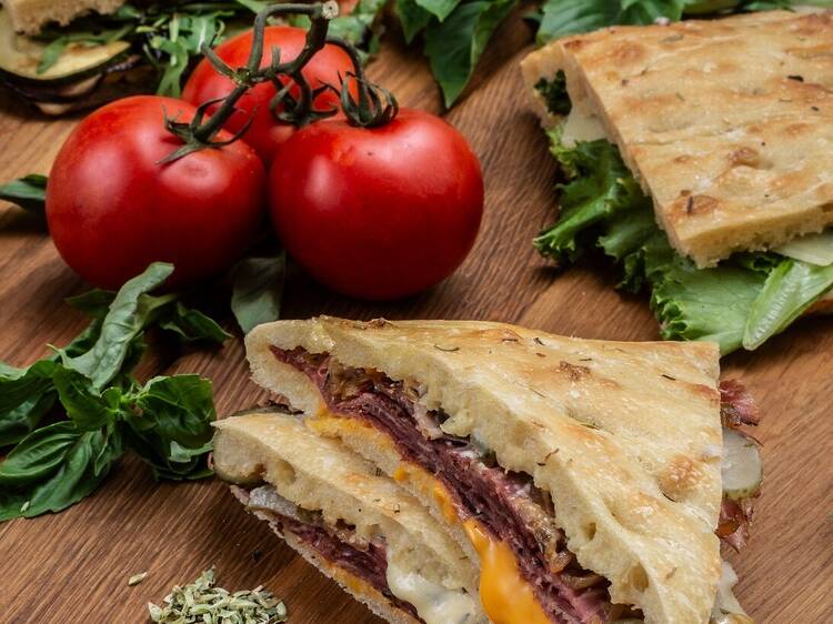 Sete novos sítios para comer sandes no Porto Sete novos sítios para comer sandes no Porto