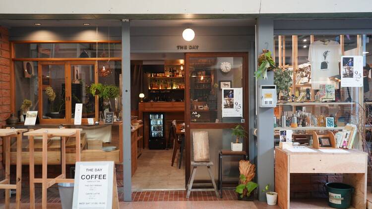 ローカル情報を仕入れる。