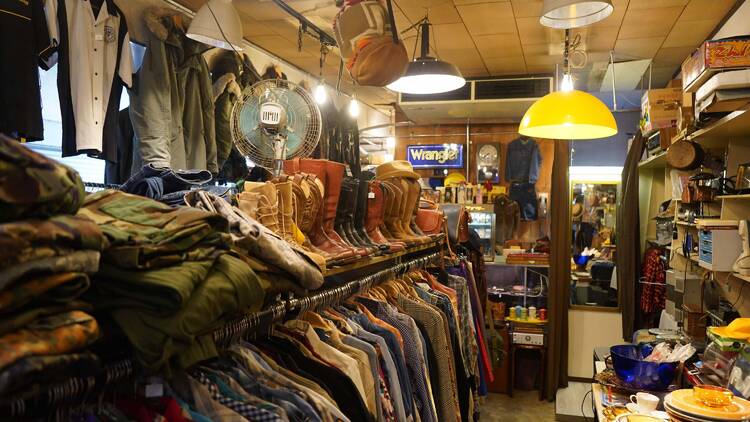 遊び心あふれるアイテムをゲットする。