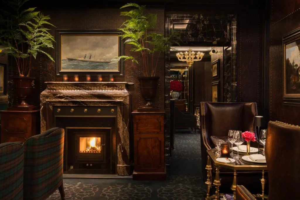 Interior of 100 Princes Street in Edinburgh