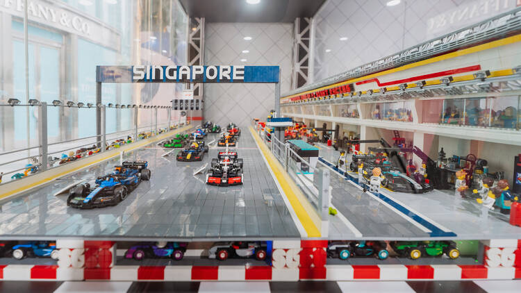 LEGO F1 Experience the Thrill