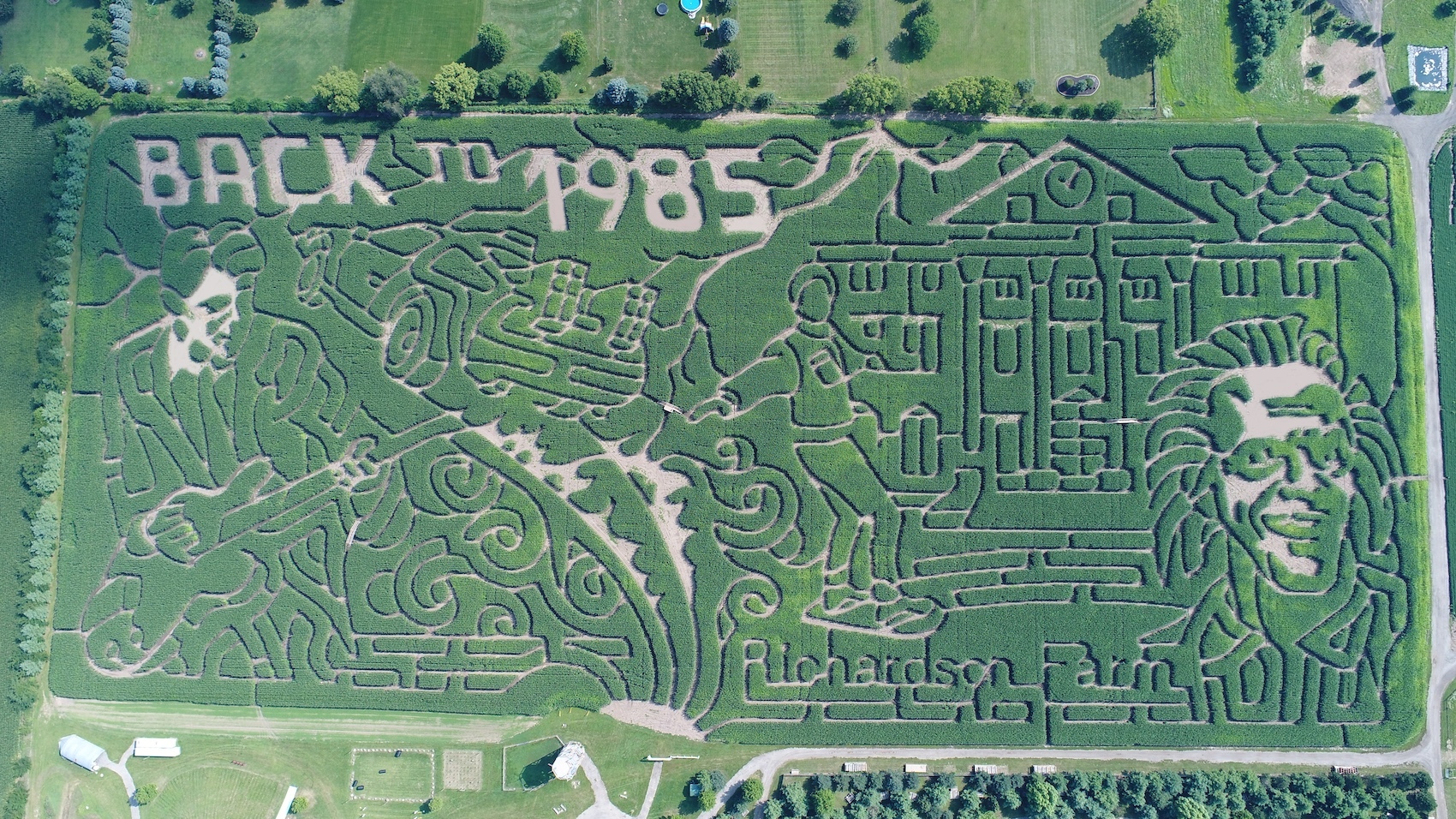 14 Biggest and Best Corn Mazes in America, image size:1700x956