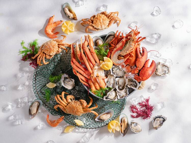 Crab x Seafood Indulgence Buffet