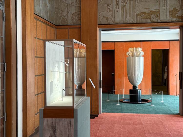 豪華絢爛、ヴァン クリーフ＆アーペルの軌跡をたどる展覧会が開幕