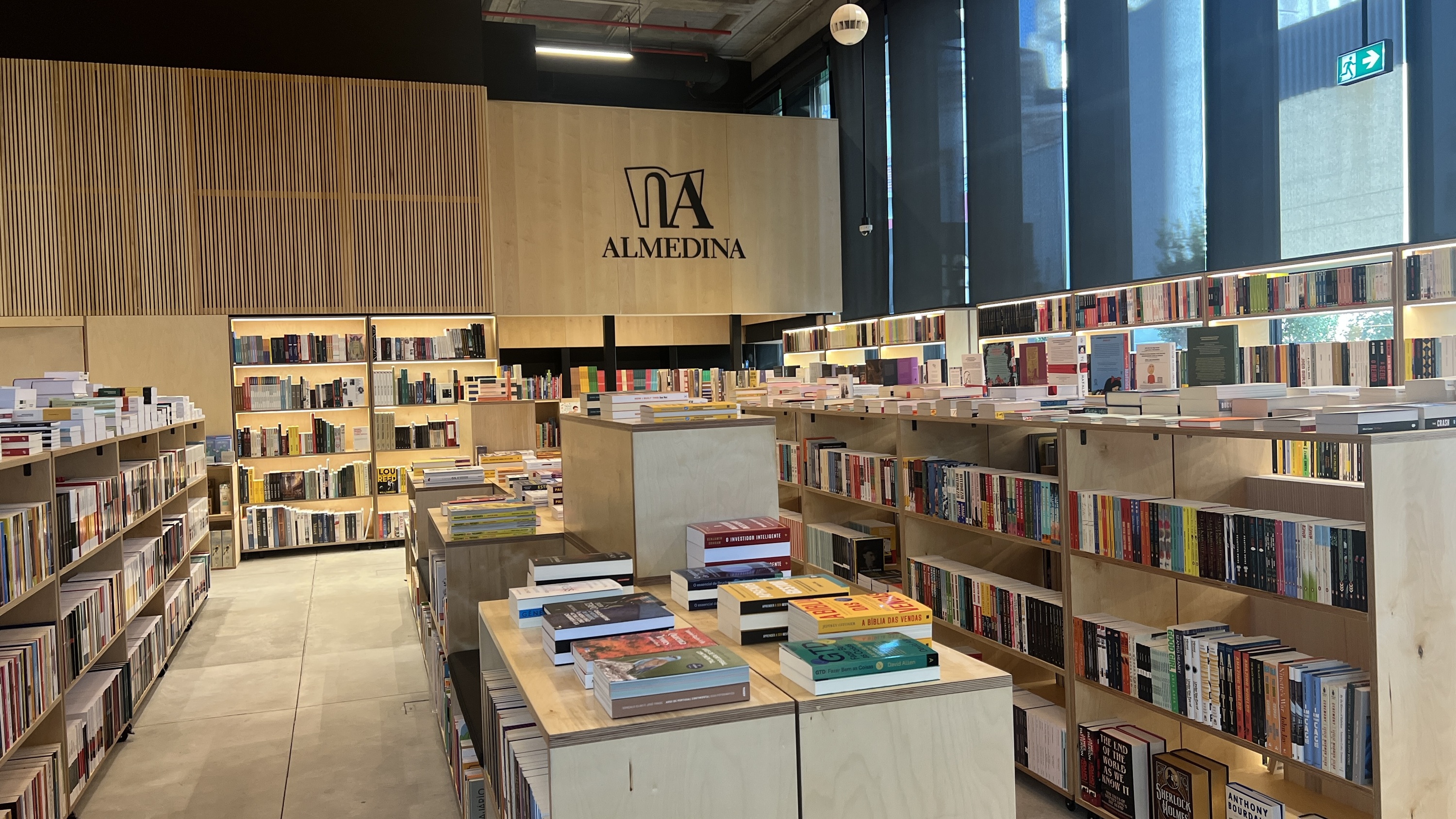 Há mais uma Livraria Almedina na cidade