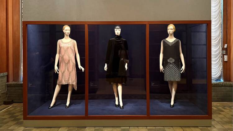 永遠なる瞬間 ヴァン クリーフ&アーペル —— ハイジュエリーが語るアール・デコ 永遠なる瞬間 ヴァン クリーフ&アーペル —— ハイジュエリーが語るアール・デコ