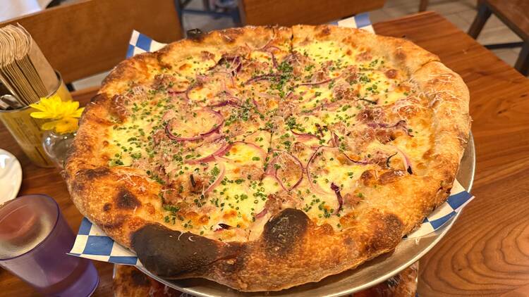 Wallflour Pizza