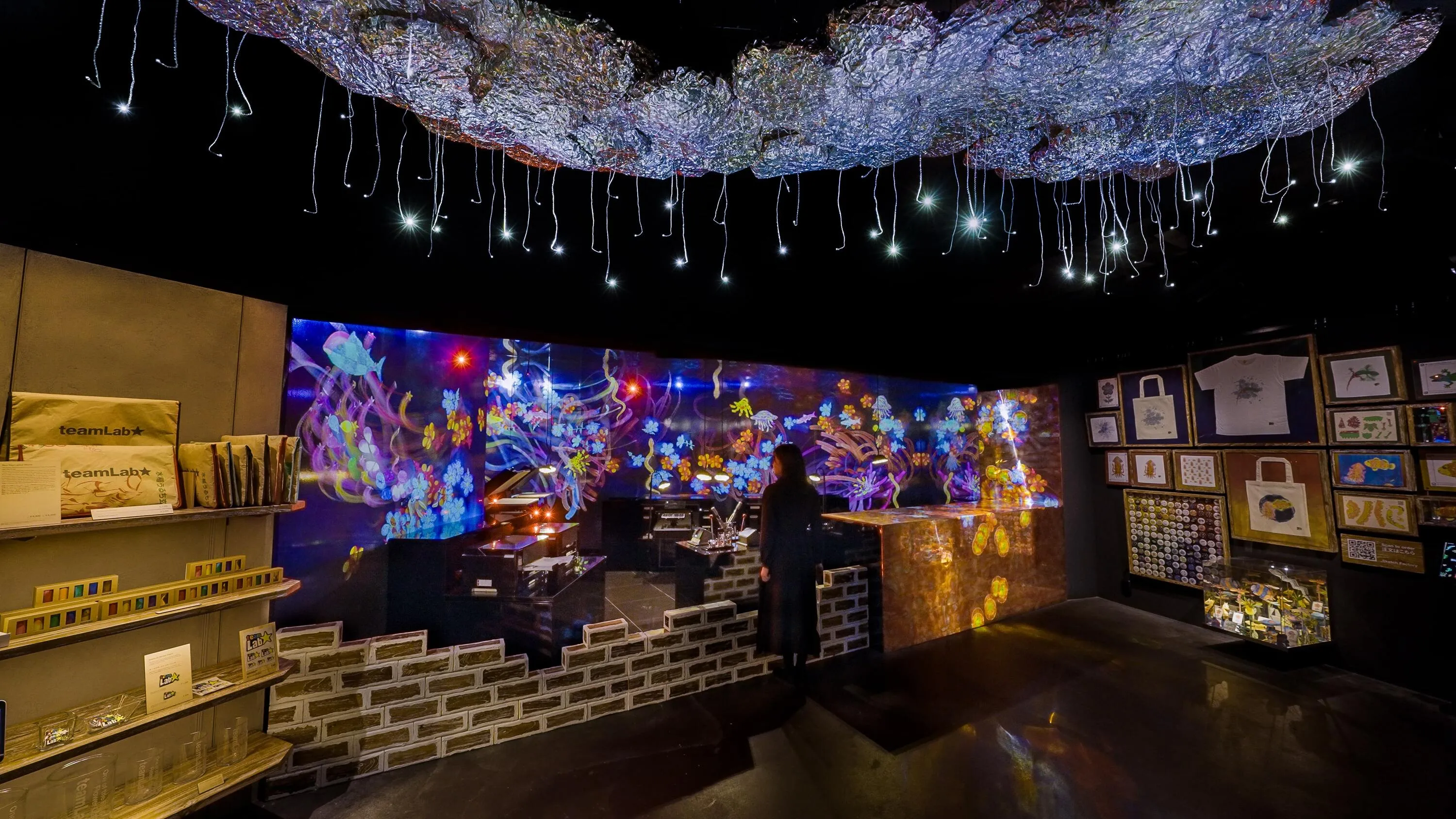 teamLab Biovortex Kyoto – Sketch Factory
