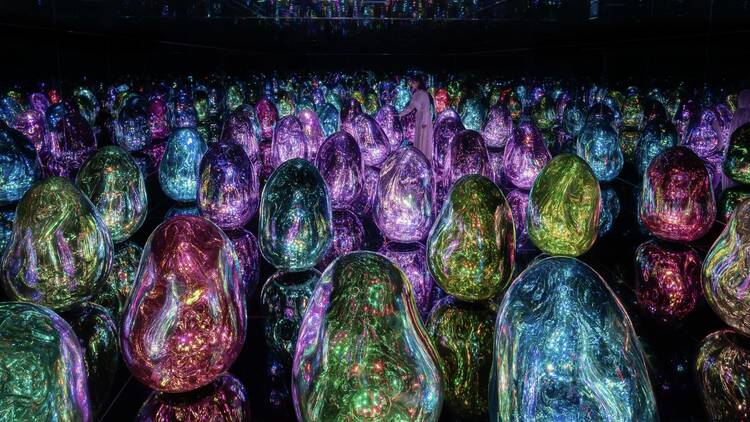 teamLab Biovortex Kyoto – Resonating Microcosms - Solidified Light Color