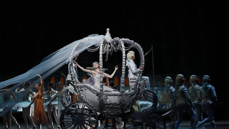 新国立劇場バレエ団『シンデレラ』