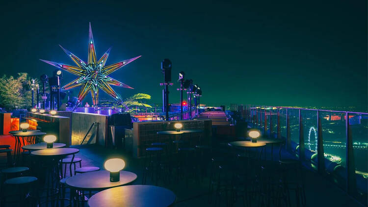 Nova Rooftop Bar at Raffles Place Nova Rooftop Bar at Raffles Place