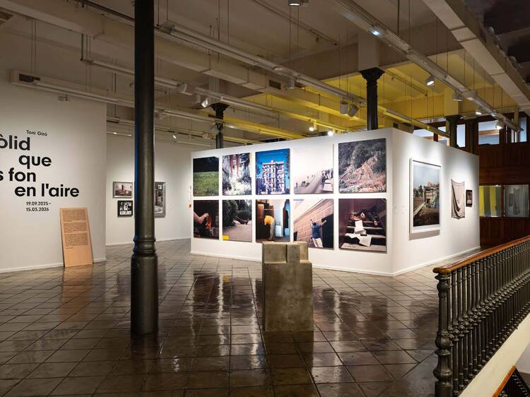 “Sólido que se funde en el aire” de Toni Giró en Espais Volart “Sólido que se funde en el aire” de Toni Giró en Espais Volart