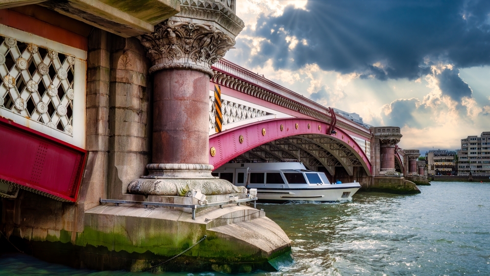 Blackfriars Bridge, London