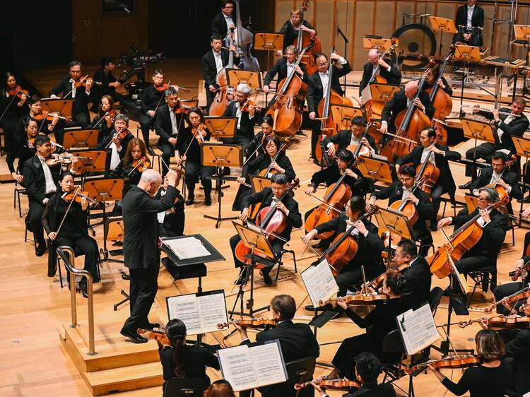 Immerse yourself in an orchestral evening with Hans Graf & Pierre-Laurent Aimard
