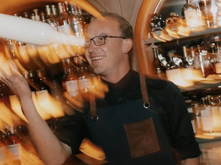 Bascule Bar