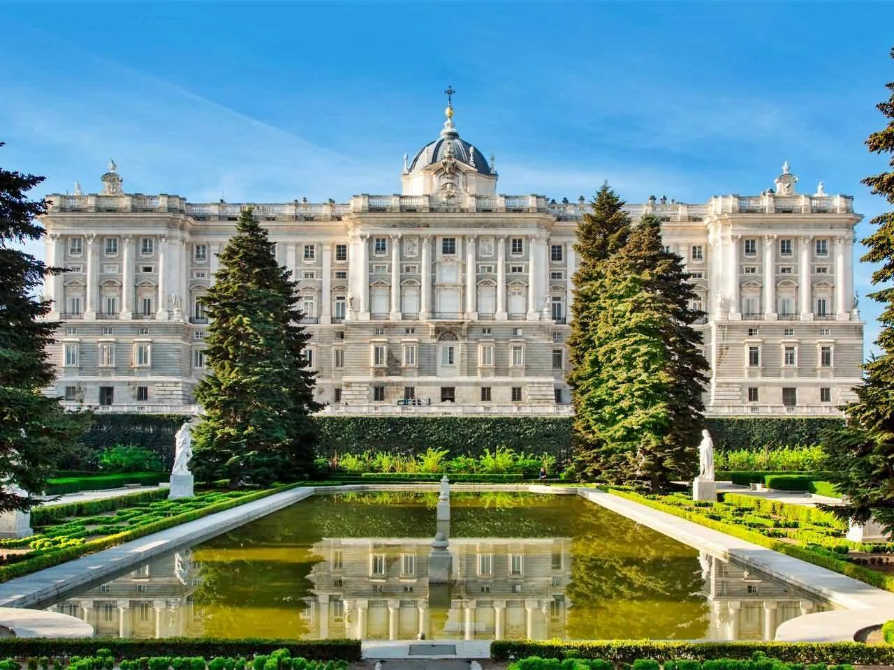 El Palacio Real desde los Jardines de Sabatini