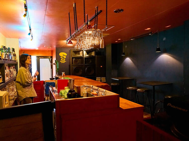 週末の夜は赤坂で使い果たす。