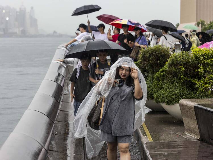 中秋打風？麥德姆颱風香港消息 天文台颱風路徑預測 香港八號風球機會大嗎？