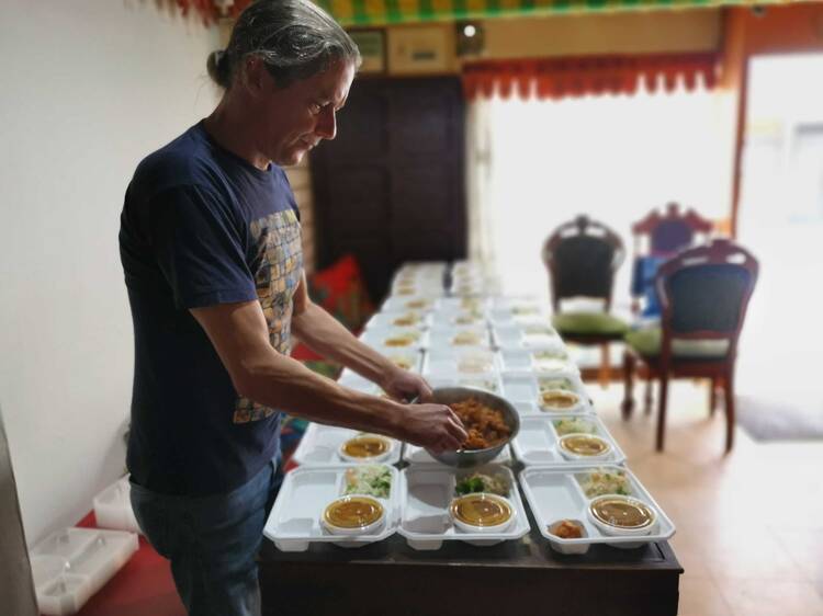 Iain prepares bentos