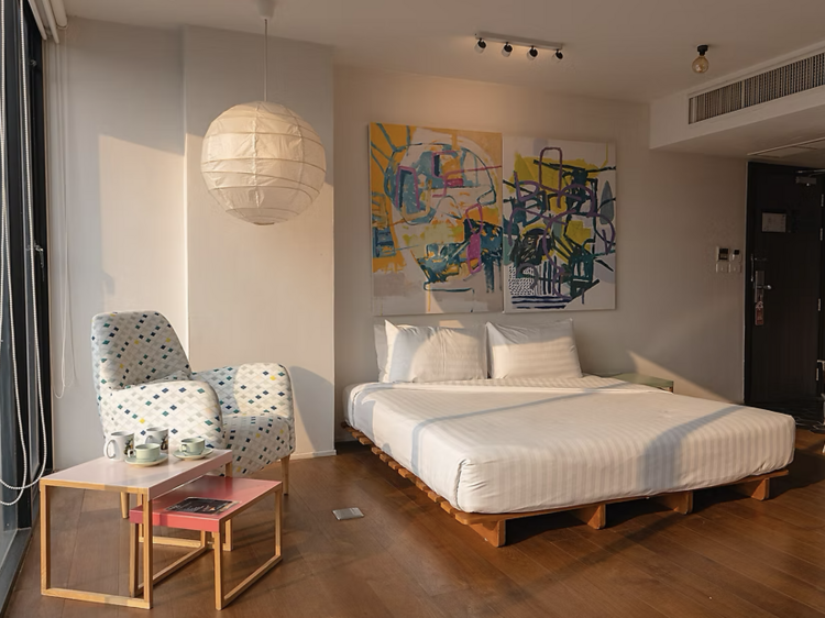 Surreal stays at Art Mai? Gallery Chiang Mai
