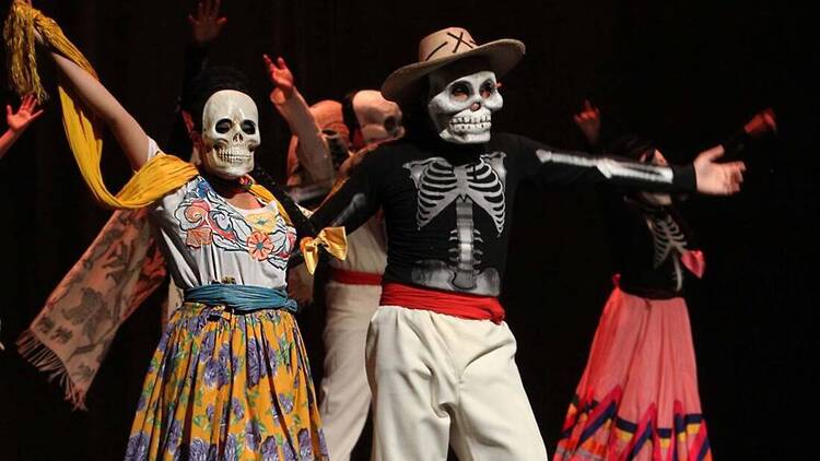 Title Viva la Muerte danza ballet folclórico Esperanza Iris