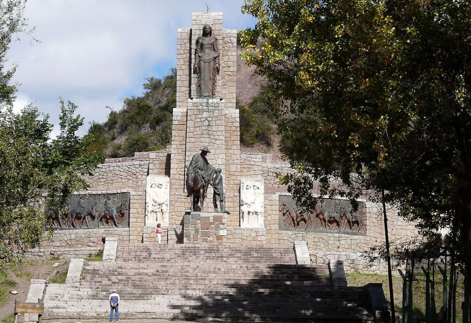 monumento-manzano-histórico