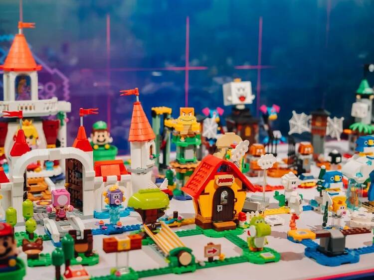 Los mundos de LEGO llegan a Callao: así es la nueva exposición inmersiva con modelos 3D, maquetas y piezas históricas