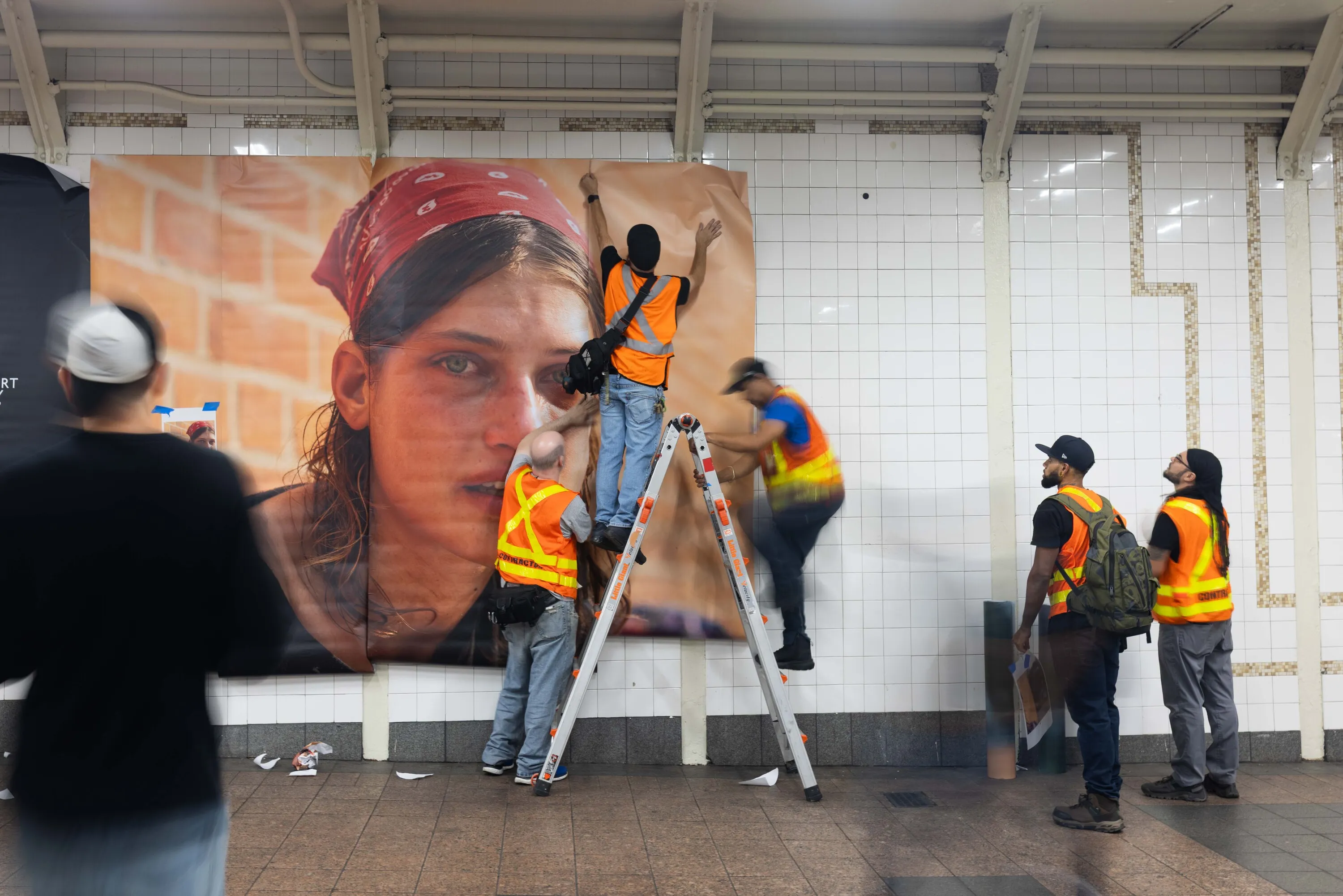 Dear New York installation in Grand Central