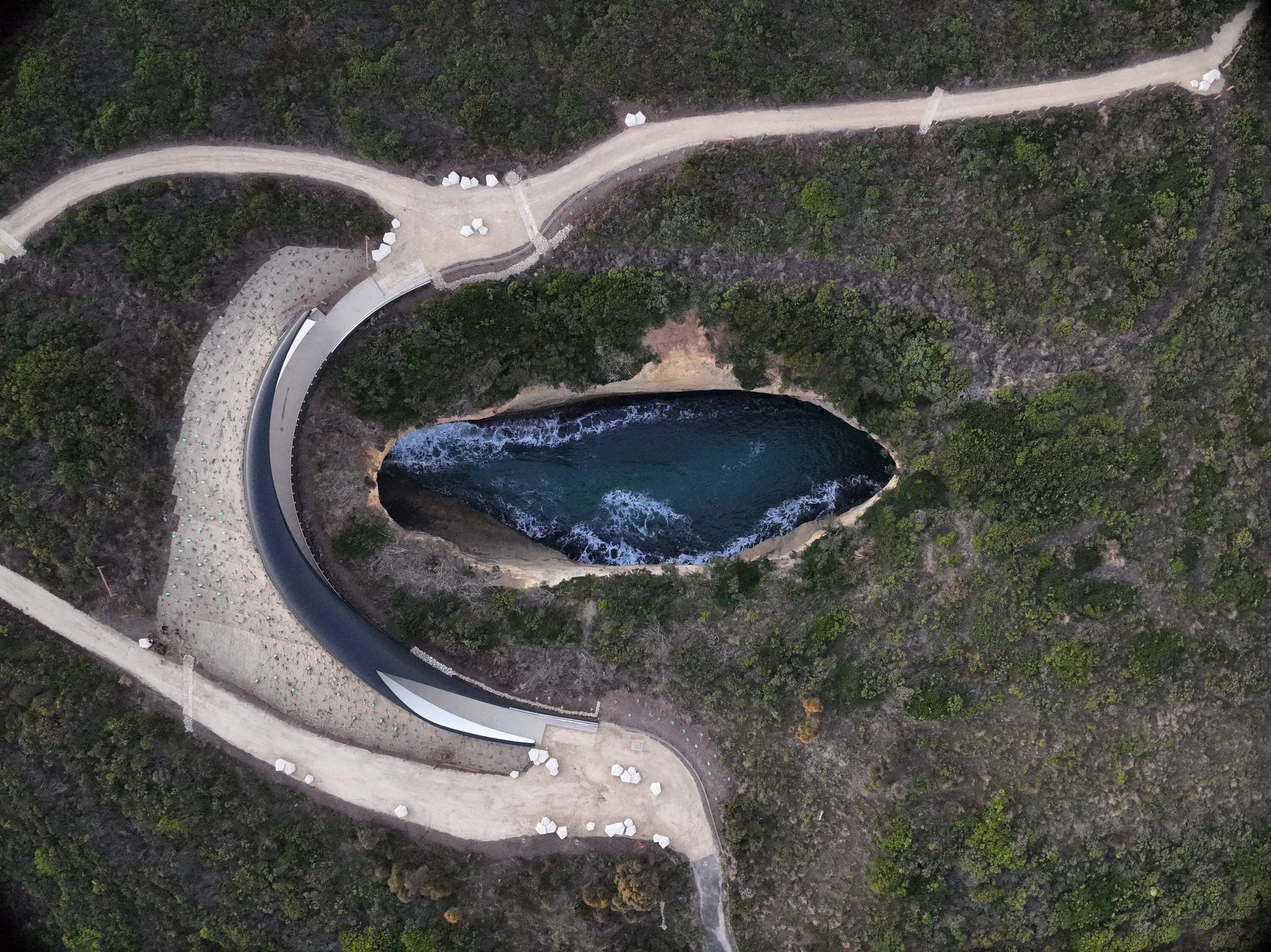 An aerial view of Poombeeyt Koontapool Lookout.