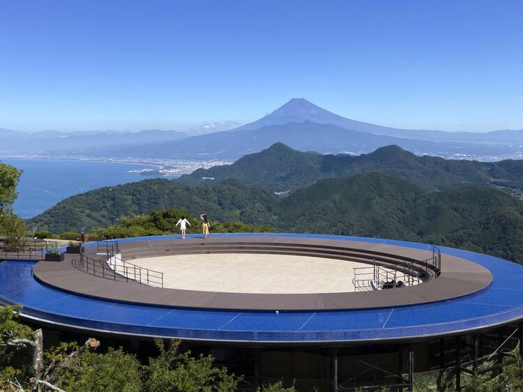 A 'floating' platform with spectacular views of Mount Fuji is now open in Shizuoka