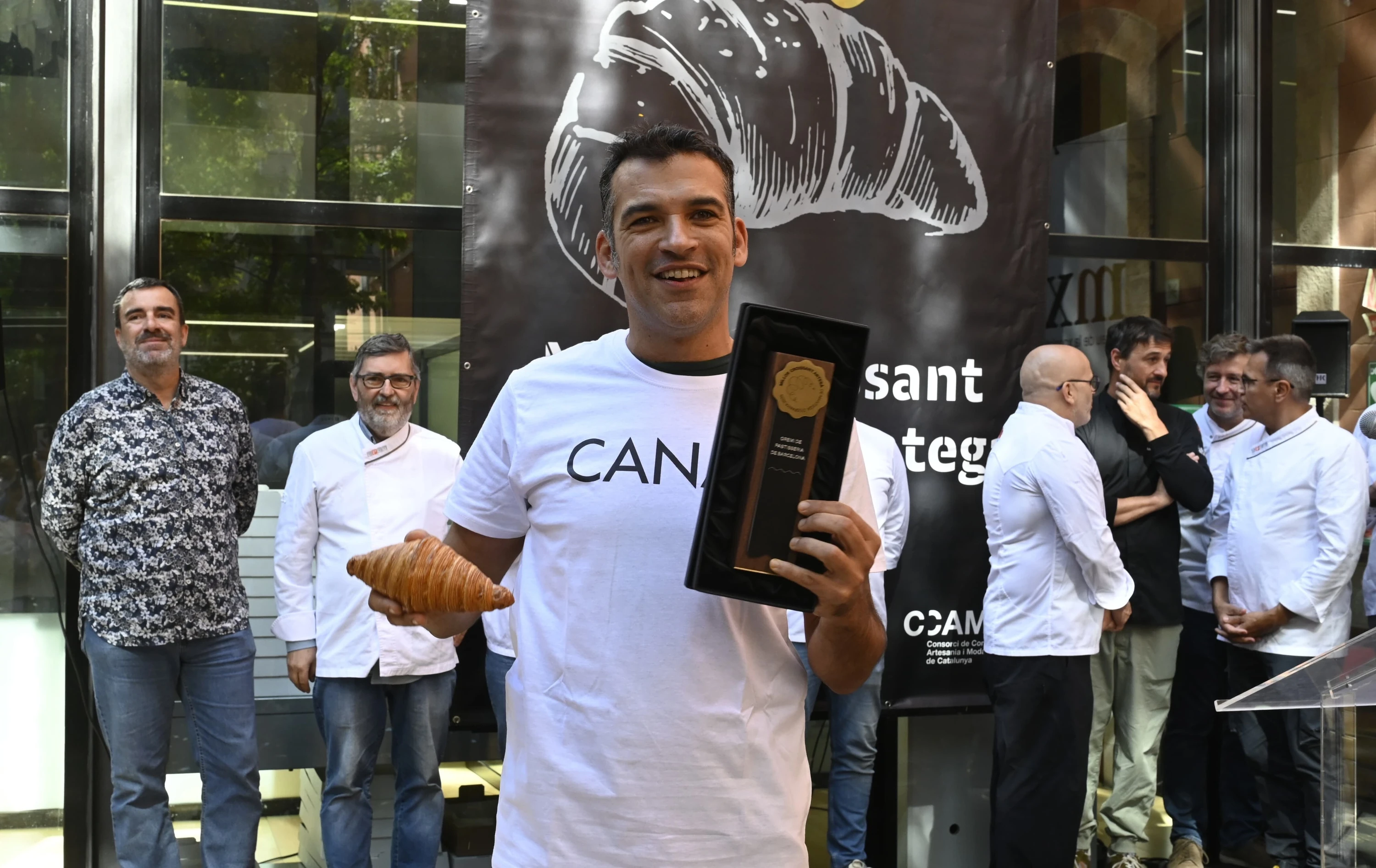 Toni Vera, de Mervier Canal 