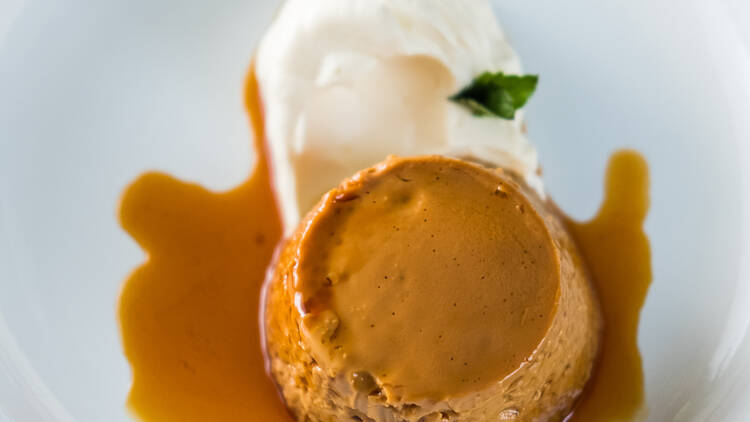 Flan de dulce de leche en Lo de Jesús