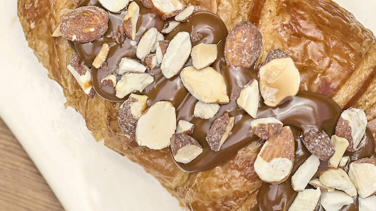 Croissant con dulce de leche en Le Pain Quotidien
