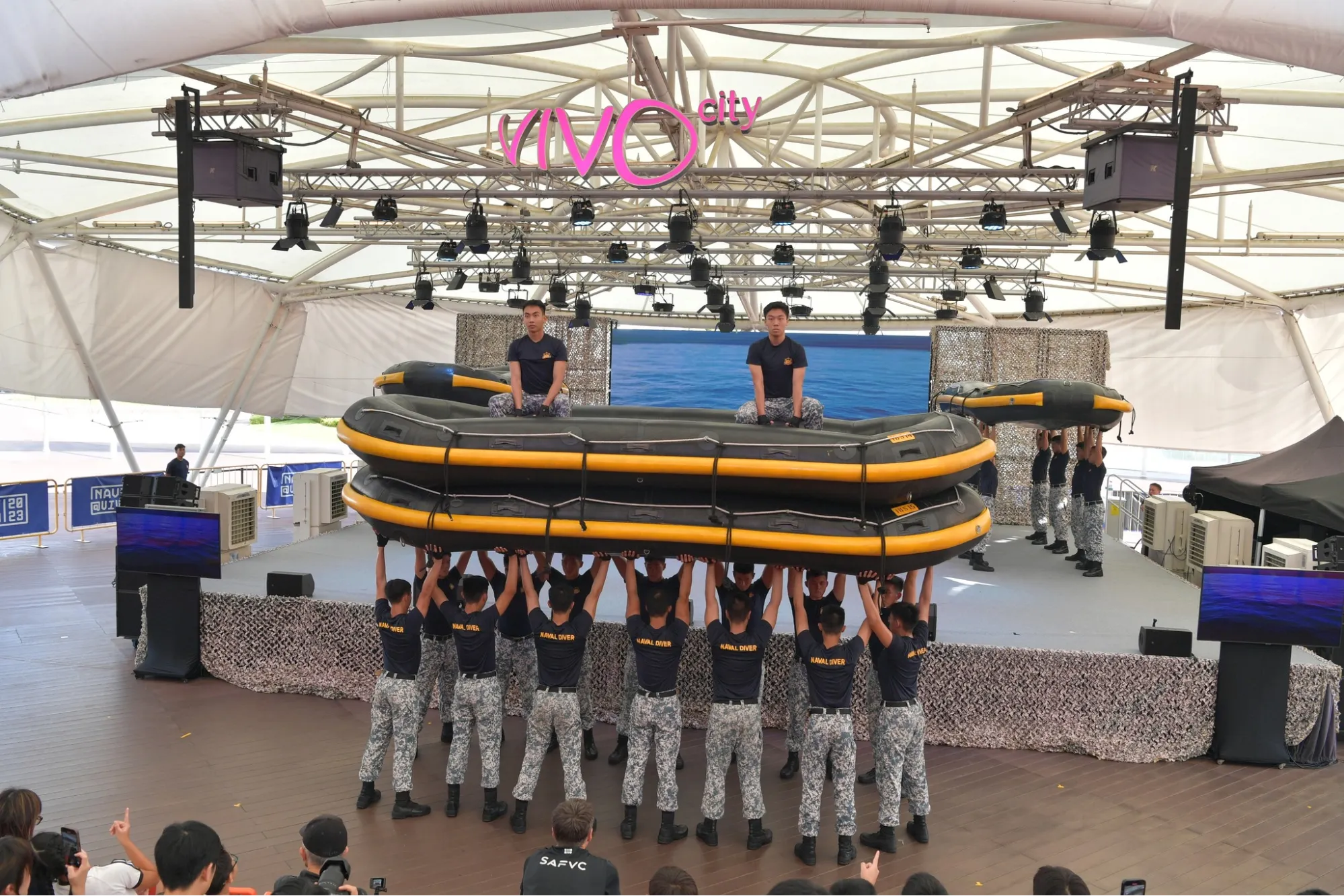 Navy@Vivo