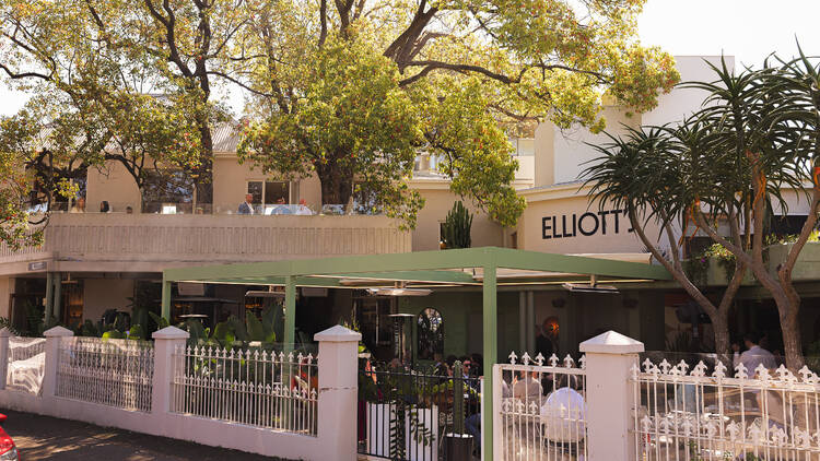 Elliott’s Elliott’s