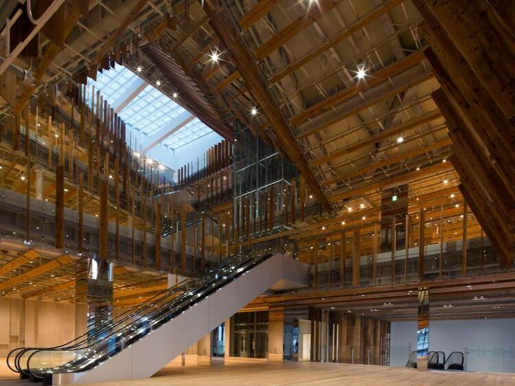 富山市ガラス美術館 富山市ガラス美術館